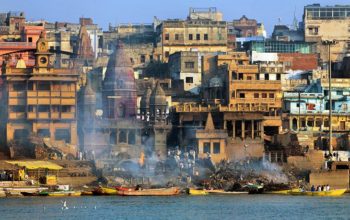 india-varanasi-best-places-to-visit-manikarnika-ghat